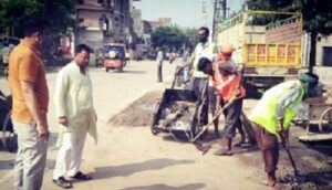 पालिका ने मलिन बस्ती में चलाया विशेष सफाई अभियान