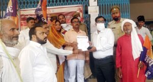 लोकतांत्रिक तरीके से चल रहे कार्यक्रमों को रोक रही प्रदेश सरकार