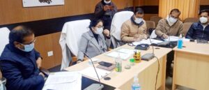 आचार संहिता का उल्लंघन करने वालों पर होगी सख्त कार्रवाई : डीएम