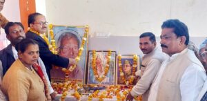 सविता समाज ने जननायक कर्पूरी ठाकुर की मनाई जयंती