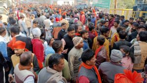 भाजपा प्रत्याशी के नामांकन में उड़ी कोविड गाइडलाइन की धज्जियां