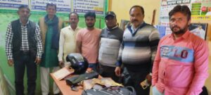 प्रयागराज : क्राइम इनफार्मेशन ब्यूरो ऑफ इंडिया के कार्यालय पर नेशनल हेड पतरु राम विश्वकर्मा ने  पदाधिकारियों के साथ की बैठक