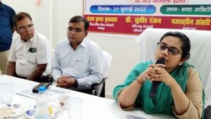 शारीरिक-मानसिक के साथ सामाजिक विकास में योग सहायक : डीएम