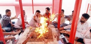 समिति ने हवन कर इंद्र देवता को किया खुश