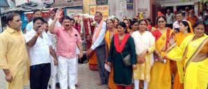 धूमधाम से निकाली गयी  सांई पालकी यात्रा