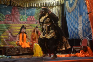 आजमगढ़ : श्रीराम वनगमन को देख छलकी दर्शकों की आंखे