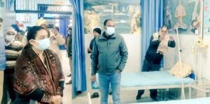 डीएम ने कोविड-19 केन्द्र का लिया जायजा