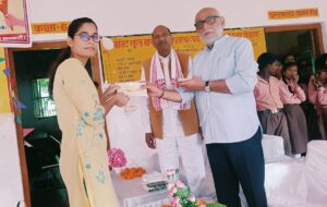 सर्वोदय चैरिटेबल ट्रस्ट ने 30 मेधावी विद्यार्थियों को किया सम्मानित