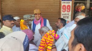 कांग्रेसियों ने उज्ज्वल रमण का किया जोरदार स्वागत