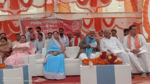 जल शक्ति और बाढ़ नियंत्रण मंत्री स्वतंत्र देव सिंह ने बूथ अध्यक्षों संग की बैठक