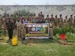 सर्वोदय पब्लिक स्कूल के एन सी सी शिविर में हुआ वृक्षारोपण और पर्यावरण संगोष्ठी