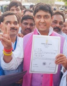 प्रयागराज इलाहाबाद लोकसभा सीट से इंडिया गठबंधन के प्रत्याशी उज्जवल रमण सिंह हुए विजय