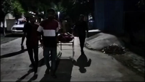 आज़मगढ़ : सर्विस लेन के गड्ढे में जम्प होने के चलते बाइक से गिरी महिला , मौके पर ही हुई मौत….