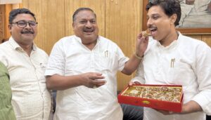 सौरभ उपाध्याय बने विधान परिषद सदस्य के प्रतिनिधि, बधाई देने वालों का लगा तांता …