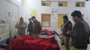 आजमगढ़ में भीषण सड़क हादसे में एक महिला की मौत, 25 लोग घायल