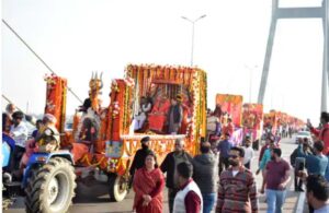 महाकुंभ की शुरूआत से पहले प्रयागराज में सनातन धर्म का वैभव: अखाड़ों की पेशवाई की धूम