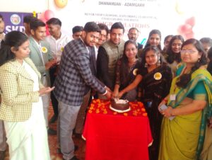 एसकेडी विद्या मंदिर में संपन्न हुई शानदार फेयरवेल पार्टी….