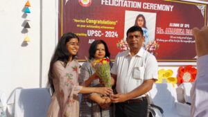 यूपीएससी में सफलता प्राप्त कर लौटी अनामिका पाण्डेय का सर्वोदय पब्लिक स्कूल में हुआ भव्य स्वागत