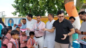 आज़मगढ़ : शिक्षा सुधार में डॉ. अमित सिंह की भूमिका बनी चर्चा का विषय