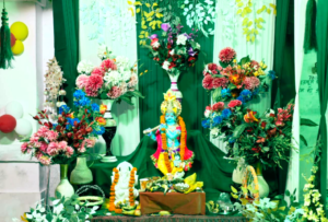 आजमगढ़ में श्री कृष्ण जन्माष्टमी का पर्व धूमधाम से मनाया गया