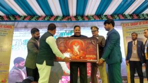 आज़मगढ़ : मुबारकपुर में सेंट्रल पब्लिक स्कूल का 13वां स्थापना दिवस धूमधाम से मनाया गया