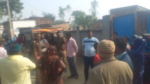 आजमगढ़ : शादी में पटाखा फोड़ते समय विस्फोट, युवक गंभीर रूप से घायल