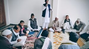 मुबारकपुर में बुनकर पंचायत का आयोजन, हक और सुविधाओं के लिए एकजुट होने का आह्वान