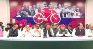 सपा में शामिल हुए नसीमुद्दीन सिद्दीकी, बोले– नेताजी के विचारों से हमेशा रहा प्रभावित