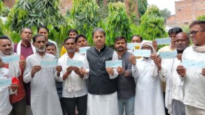 आज़मगढ़ : गरीब और असहायों के लिए मसीहा बने एमएलसी गुड्डू जमाली