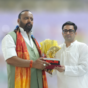 आजमगढ़ में होली मिलन समारोह में उमड़ा जनसैलाब, ओम प्रकाश सिंह का दावा – 2027 में 300 पार करेगी सपा